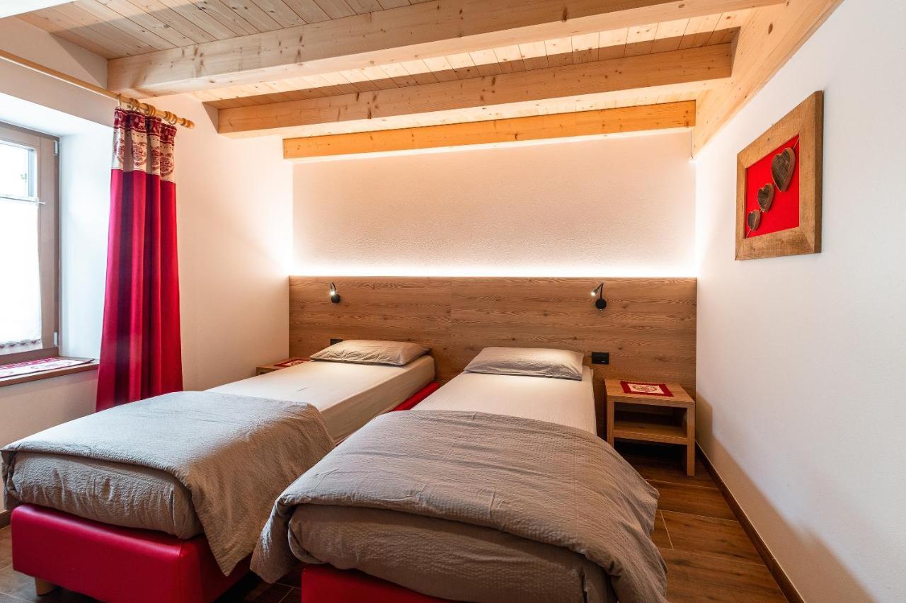 Ciasa Sas da le Doudesc Vigo di Fassa Exterior foto